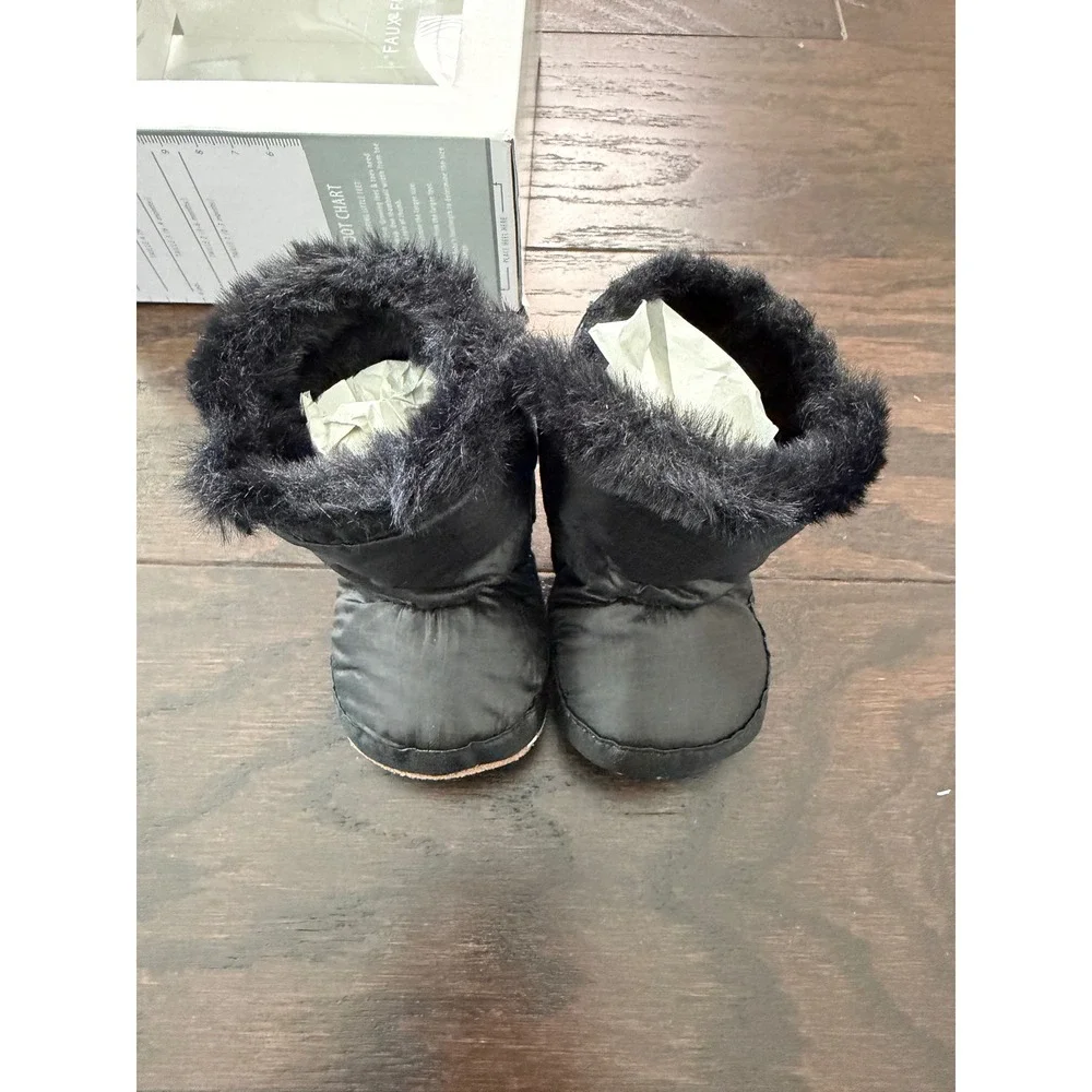Robeez first kicks